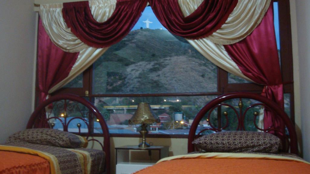 Hostal Olympic Cochabamba Exterior photo